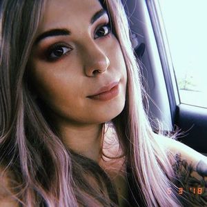 Meet your Posher, Erika